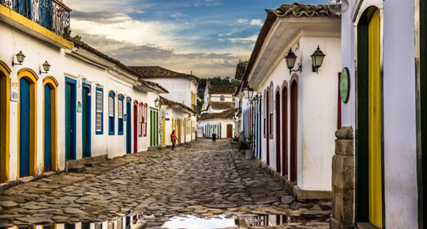 Encante-se com Paraty