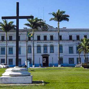 Descubra a história dos bairros cariocas se divertindo