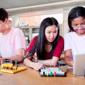 Robótica leva alunos ao pódio